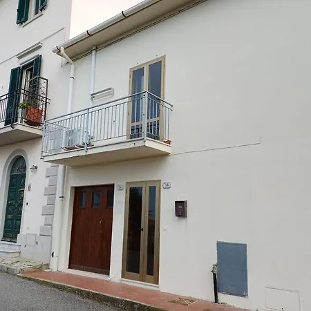 Poggiosanrocco Lägenhet